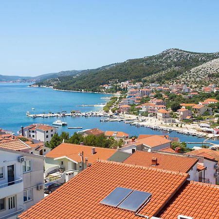 Apartmani Stanic Seget Vranjica Exterior foto
