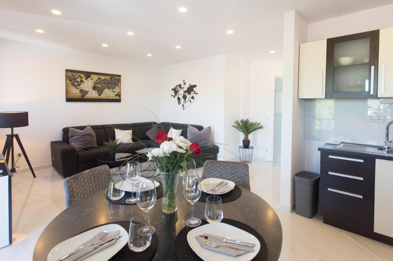 Apartmani Stanic Seget Vranjica Exterior foto