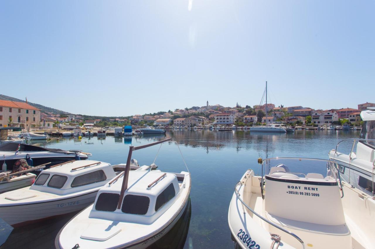 Apartmani Stanic Seget Vranjica Exterior foto
