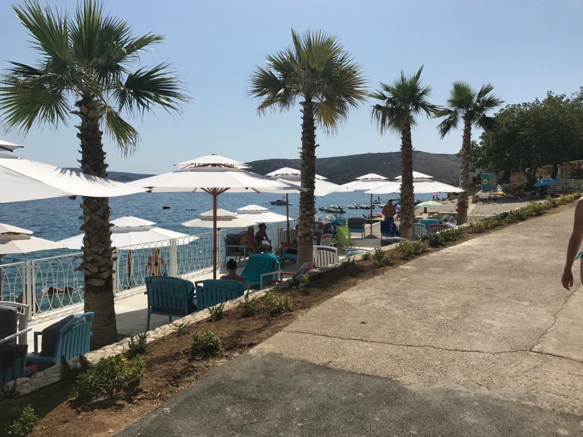 Apartmani Stanic Seget Vranjica Exterior foto